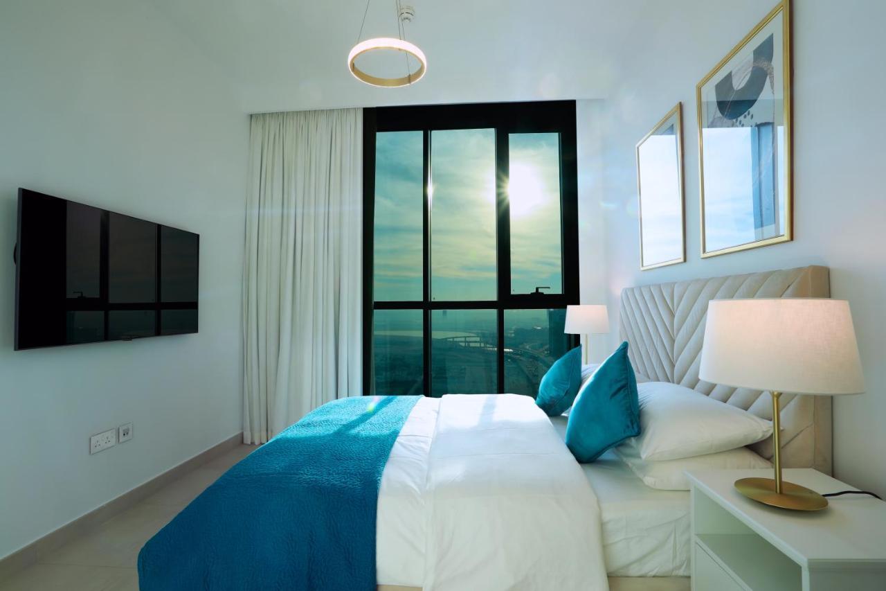 Elegant Apartment With Direct Access To Dubai Mall Luaran gambar