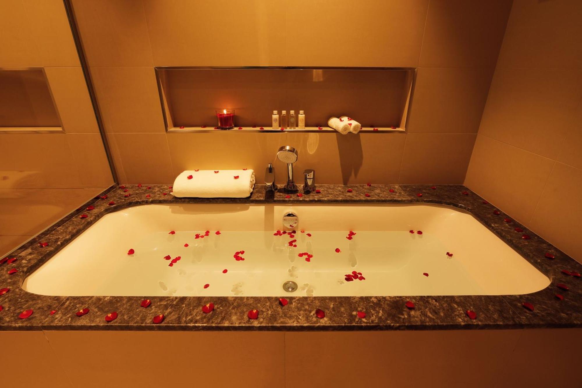 Elegant Apartment With Direct Access To Dubai Mall Luaran gambar