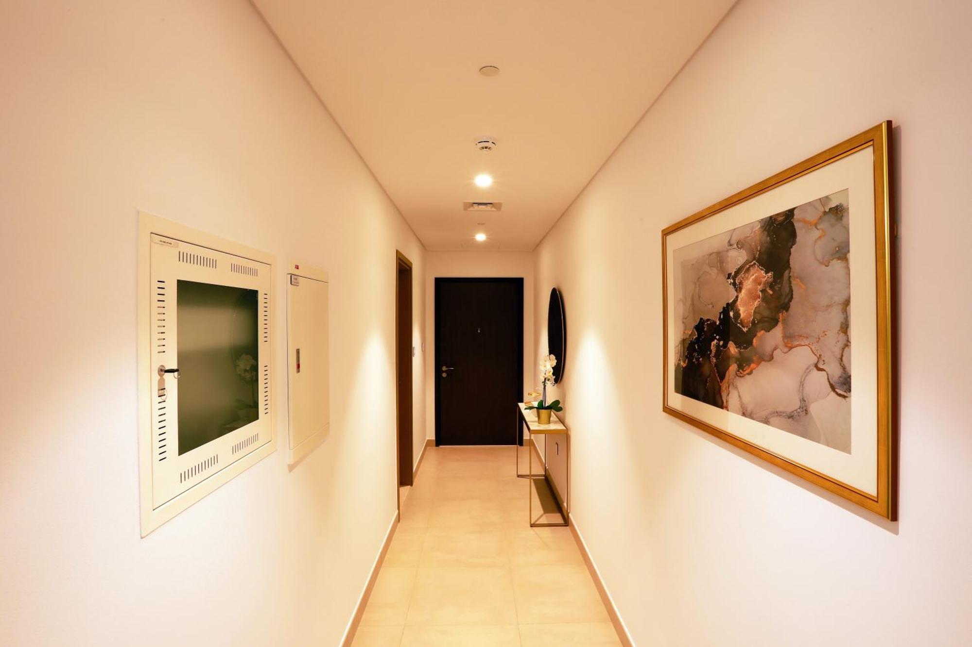Elegant Apartment With Direct Access To Dubai Mall Luaran gambar